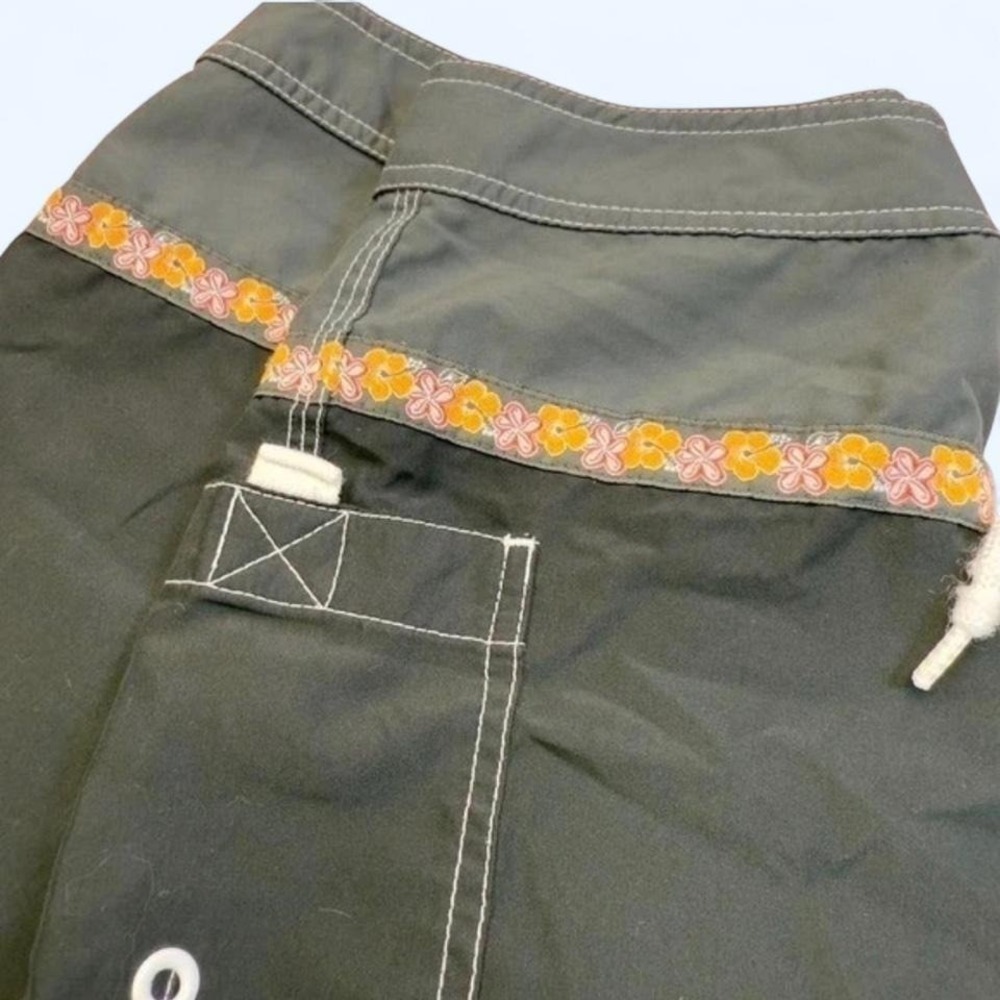 Vintage Venus Girl Trap Floral Board Shorts Surfer Y2K Low Rise Womens S - Picture 5 of 6